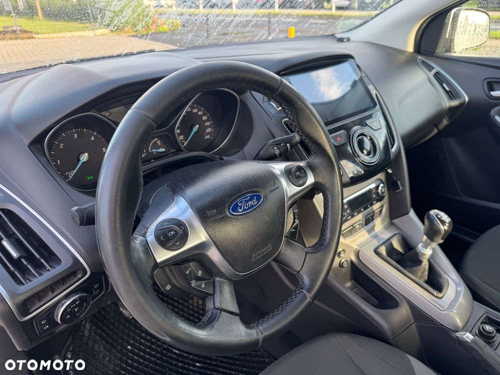 Ford Focus 1.6 TDCi Edition - 17