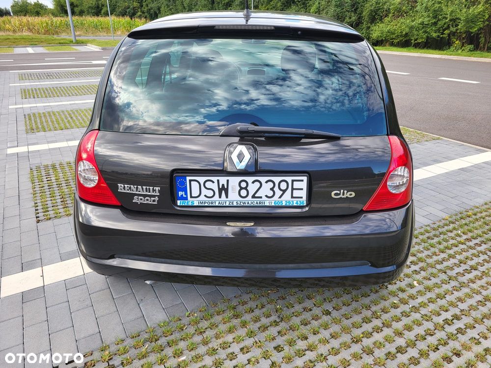 Renault Clio 2.0 16V Sport - 7