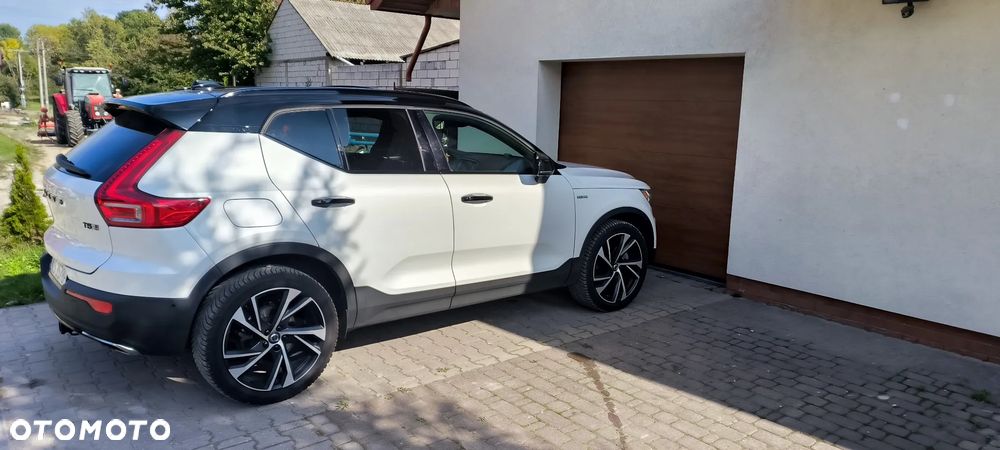 Volvo XC 40 T5 AWD R-Design - 5