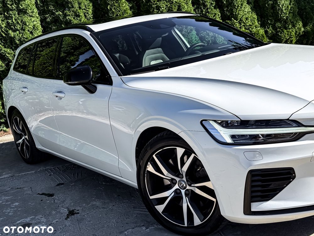 Volvo V60 T8 AWD Recharge Geartronic RDesign - 12