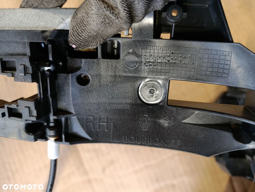 RENAULT KADJAR ZAMEK DRZWI PRAWY TYŁ 3 PIN 806060294R - 2