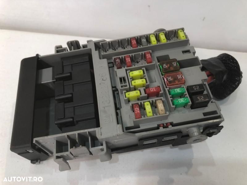 Panou / tablou sigurante Opel Insignia A (2008-2013) 2.0 cdti A20DTH 160 cp 13222786 - 3