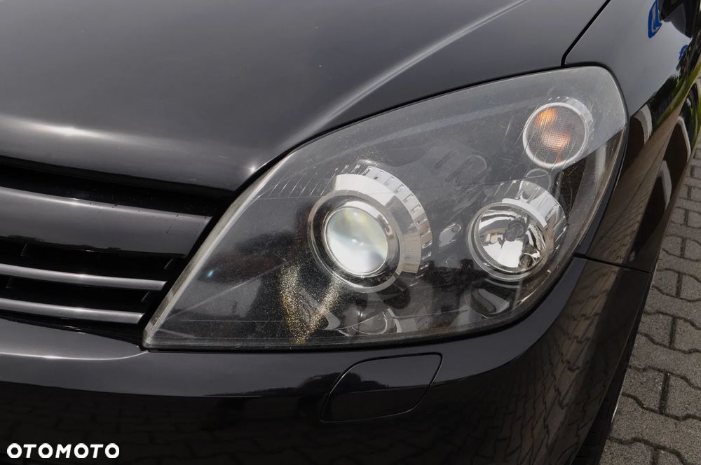 Opel Astra 1.6 Edition Sport - 31