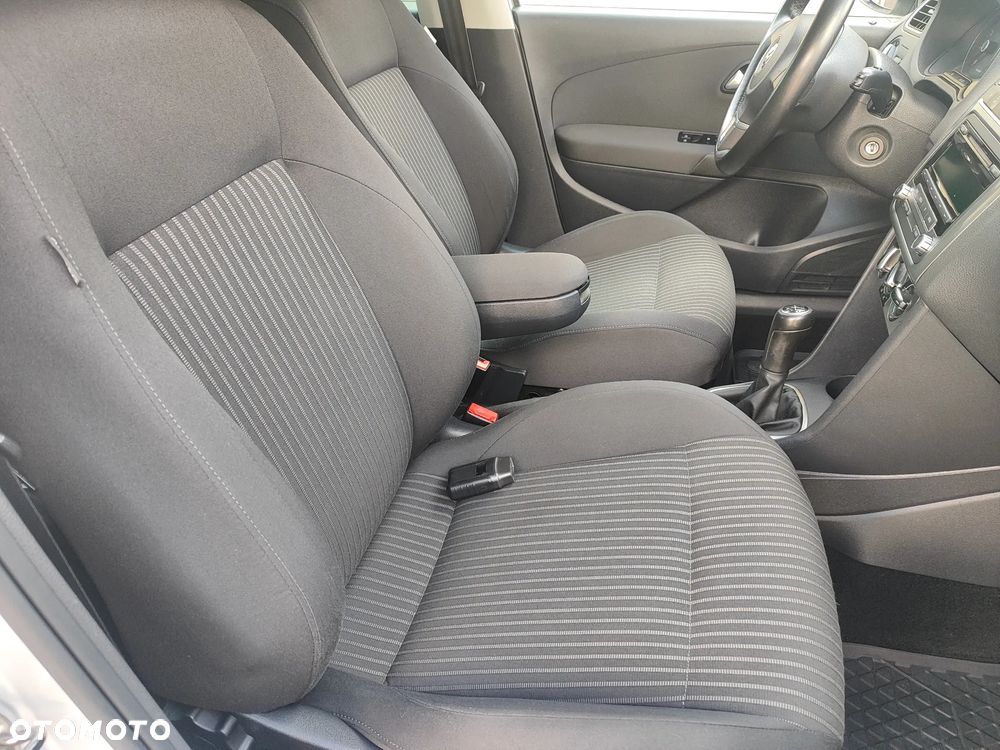 Volkswagen Polo - 28
