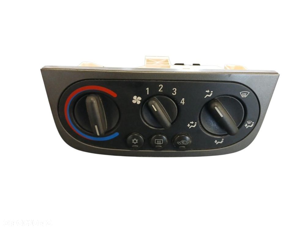 PANEL KLIMATYZACJI FIAT GRANDE PUNTO - 1