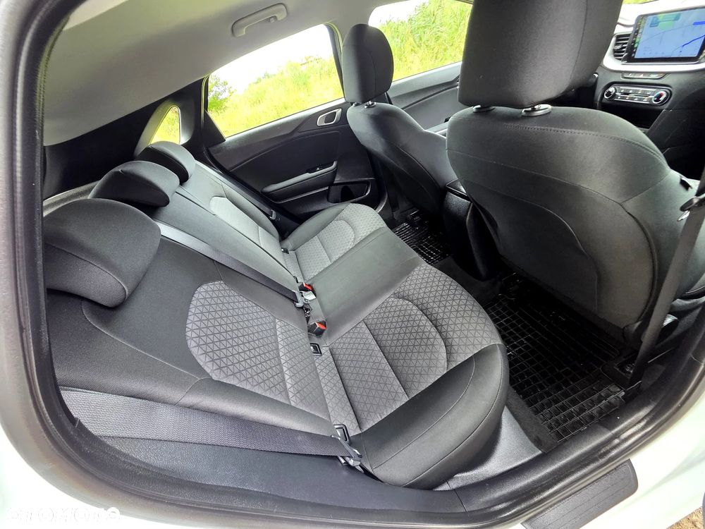 Kia Ceed 1.0 T-GDI M - 27