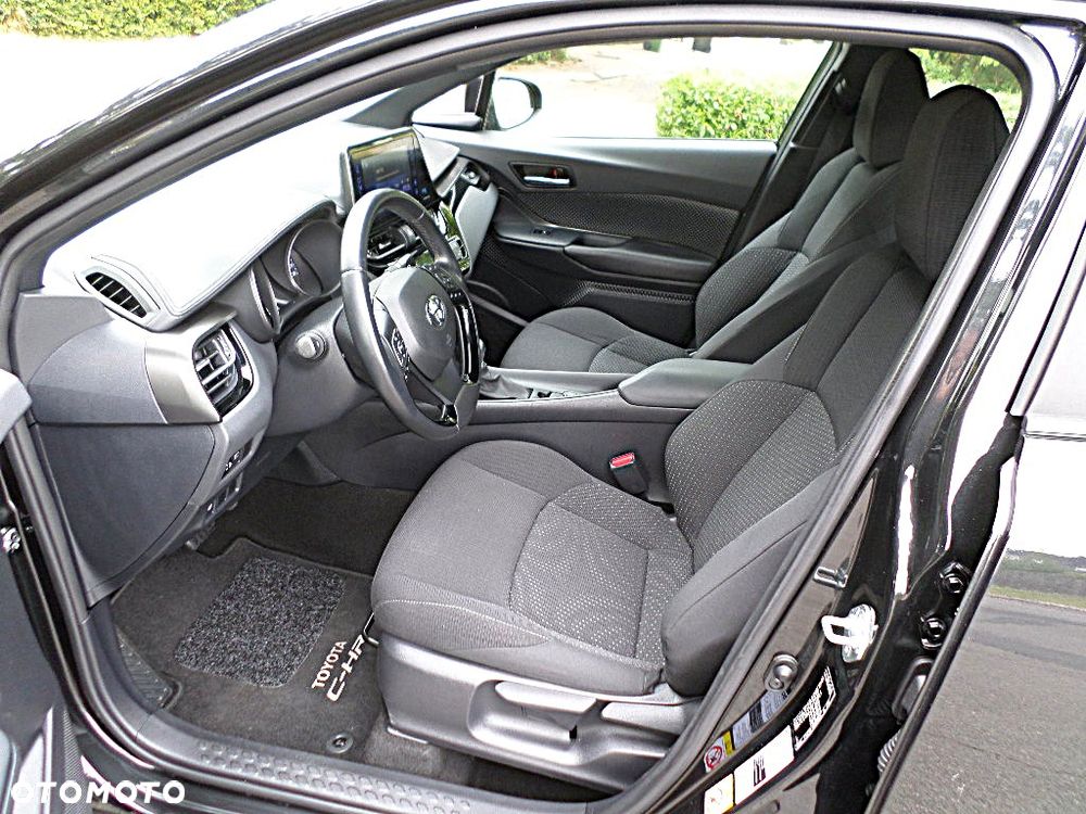 Toyota C-HR Club - 19
