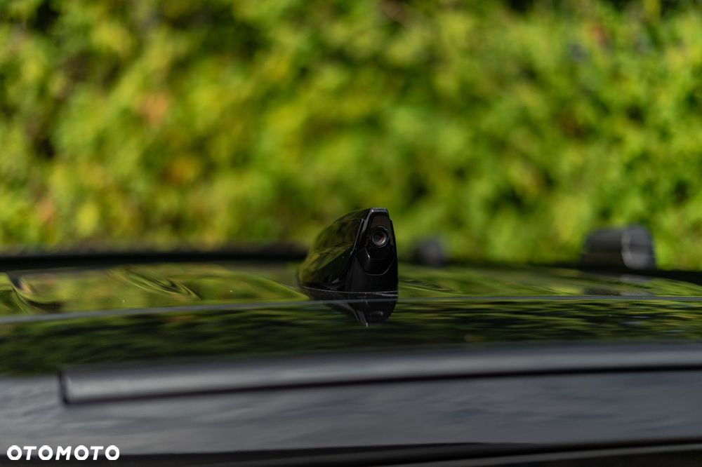 Land Rover Defender - 5