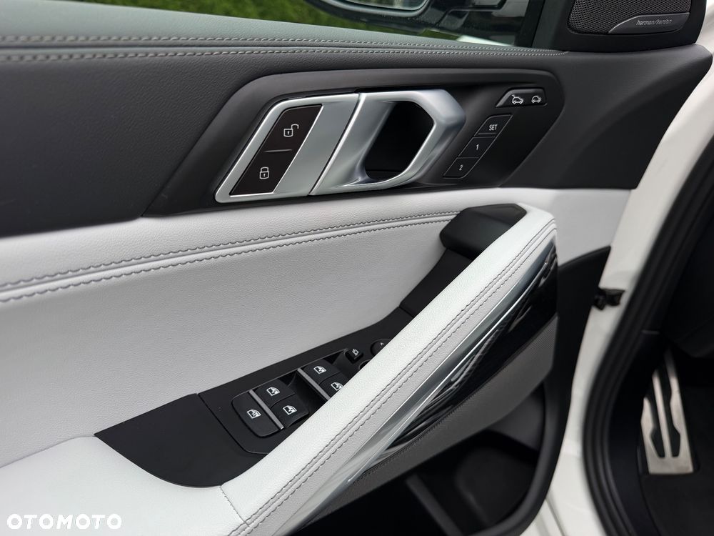BMW X6 xDrive40d mHEV sport - 29