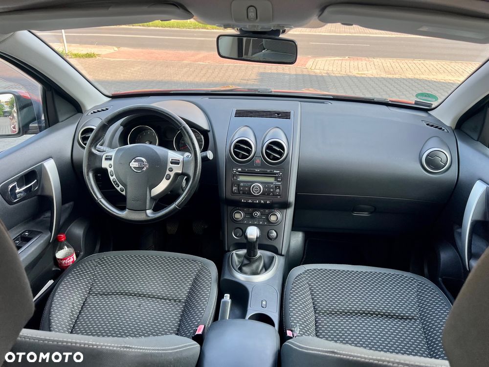 Nissan Qashqai 1.6 I-Way - 11