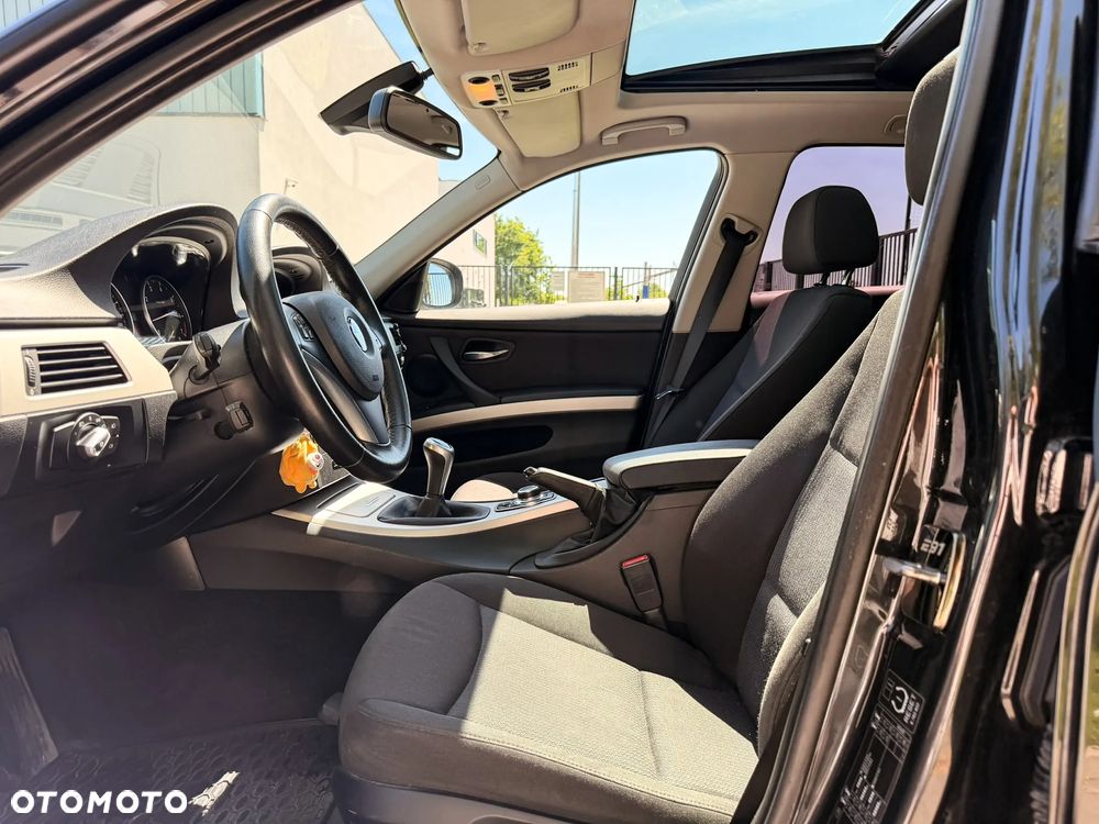 BMW Seria 3 - 11