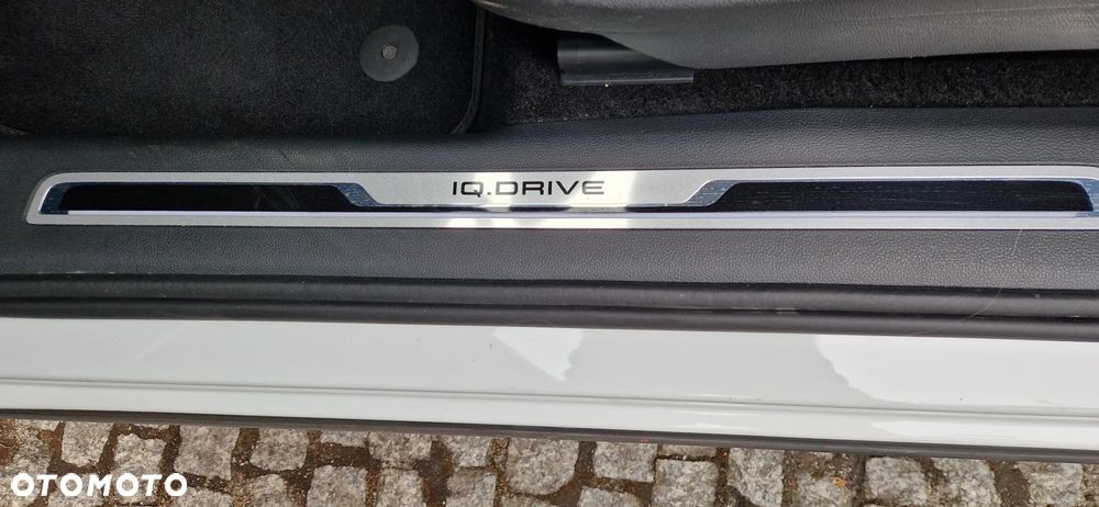 Volkswagen Tiguan 1.5 TSI EVO IQ Drive DSG - 9