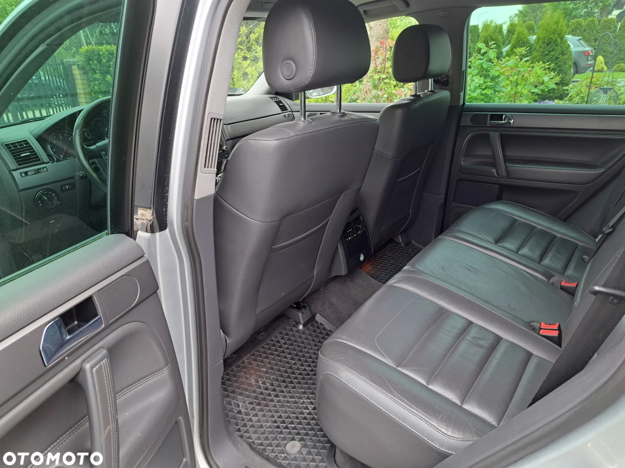 Volkswagen Touareg - 9
