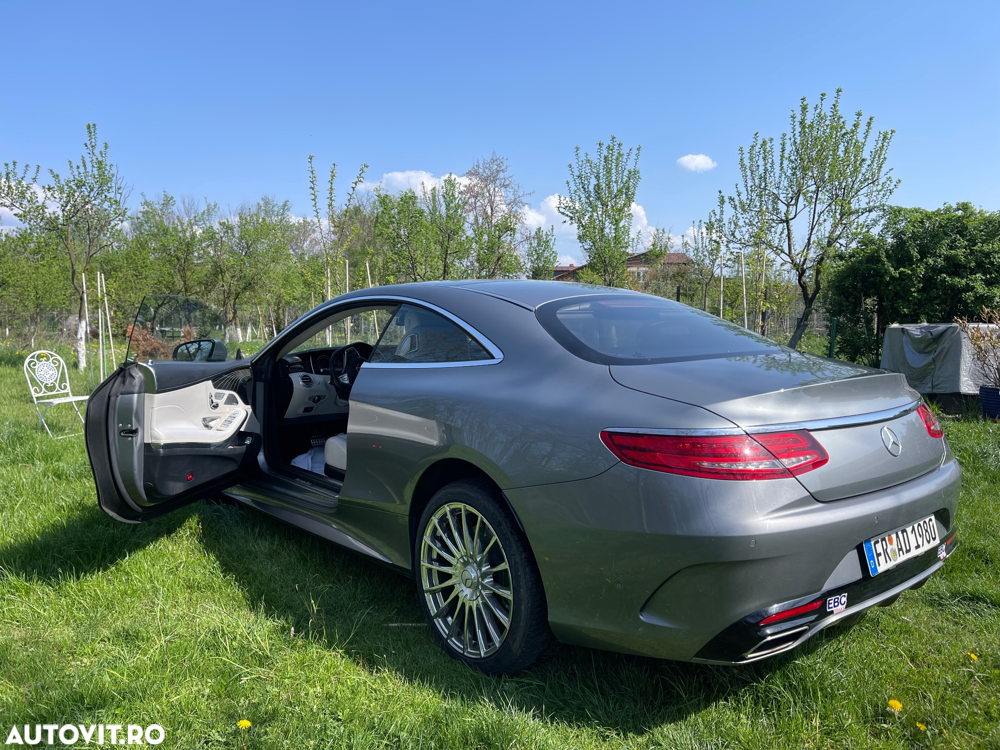 Mercedes-Benz S 500 4MATIC Coupe Aut - 12