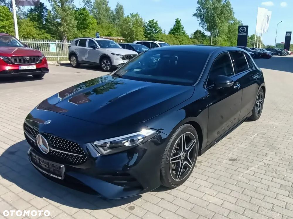 Mercedes-Benz Klasa A 200 AMG Line 7G-DCT - 3