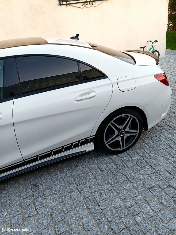 Mercedes-Benz CLA 220 CDI 7G-DCT AMG Line - 9