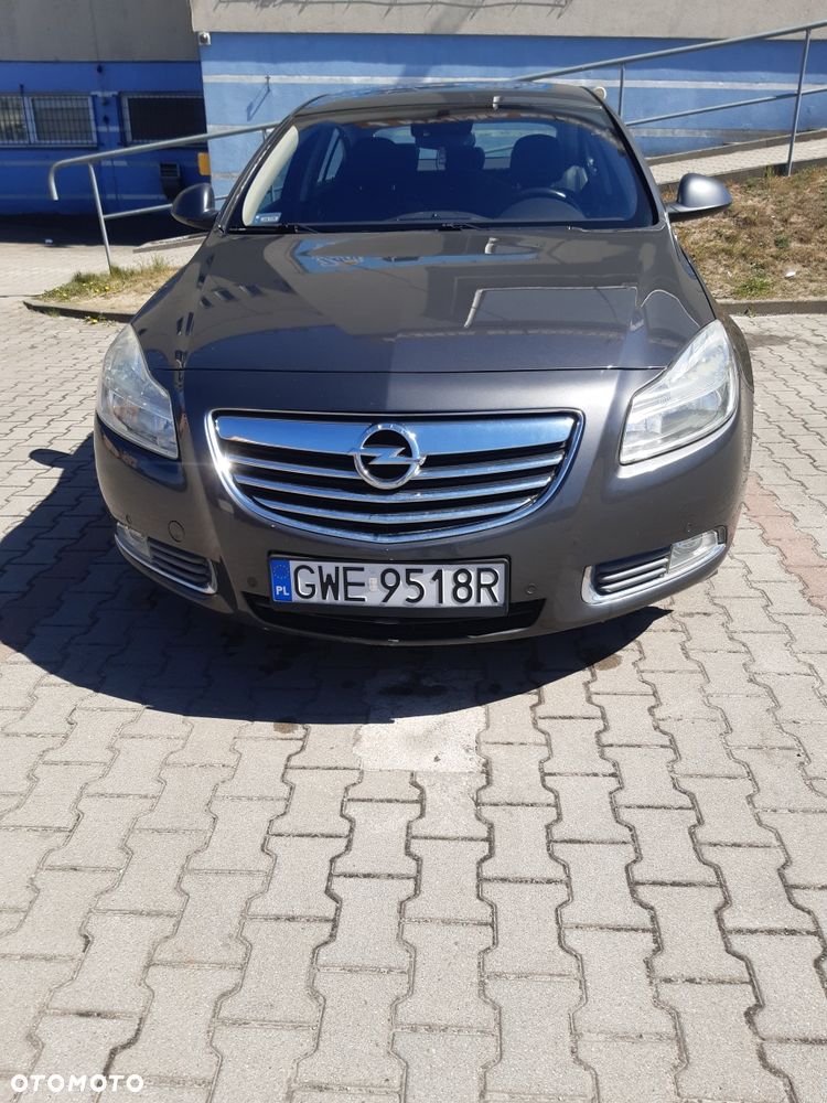 Opel Insignia - 1