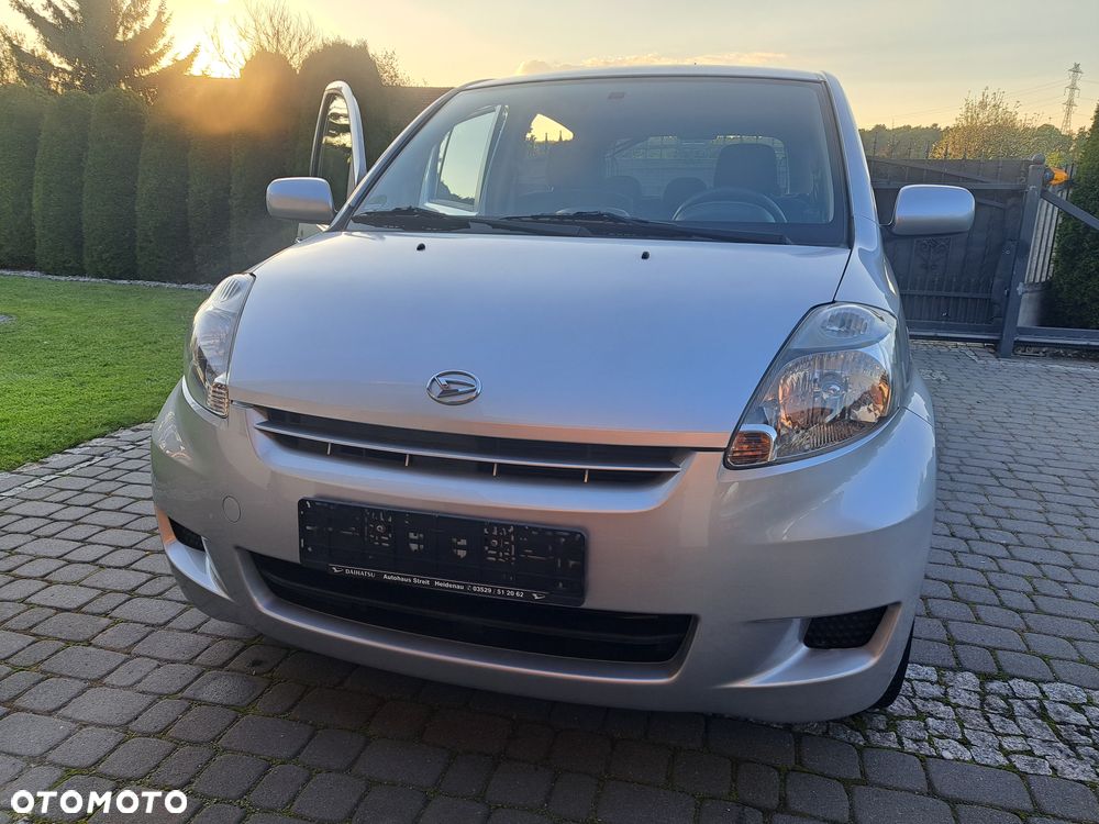 Daihatsu Sirion 1.0 - 37