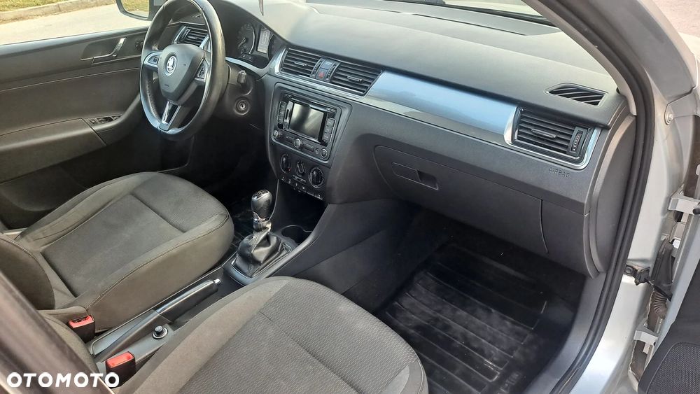 Skoda RAPID 1.6 TDI Edition - 21