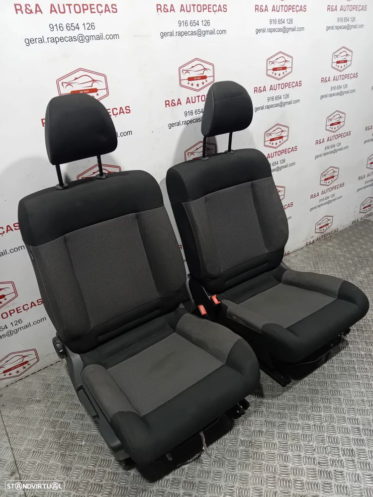 Conjunto de Bancos Citroën C4 Cactus em Tecido Imaculados Original - 12