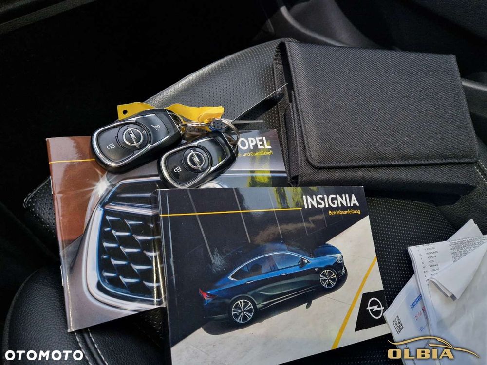 Opel Insignia - 40