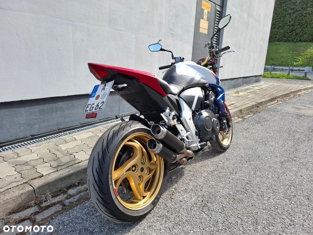 Honda CB - 4
