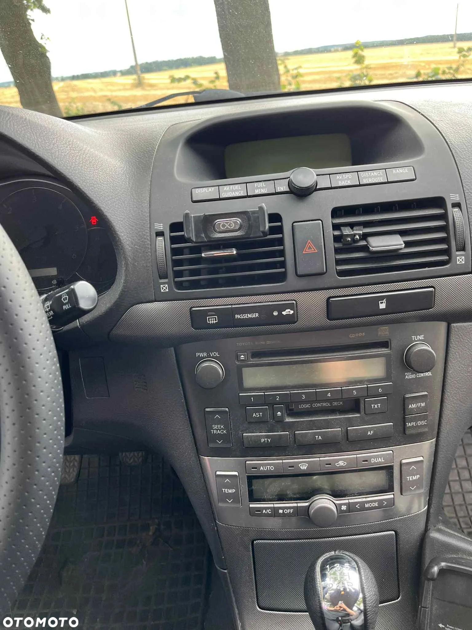 Toyota Avensis 2.0 D-4D Combi - 10