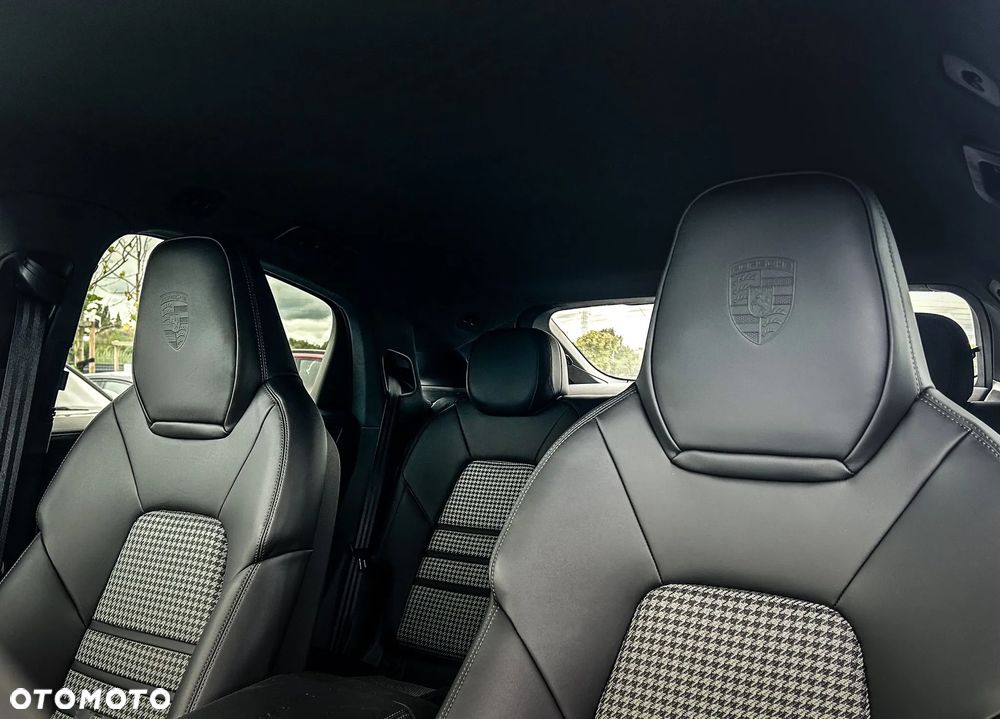 Porsche Cayenne - 10