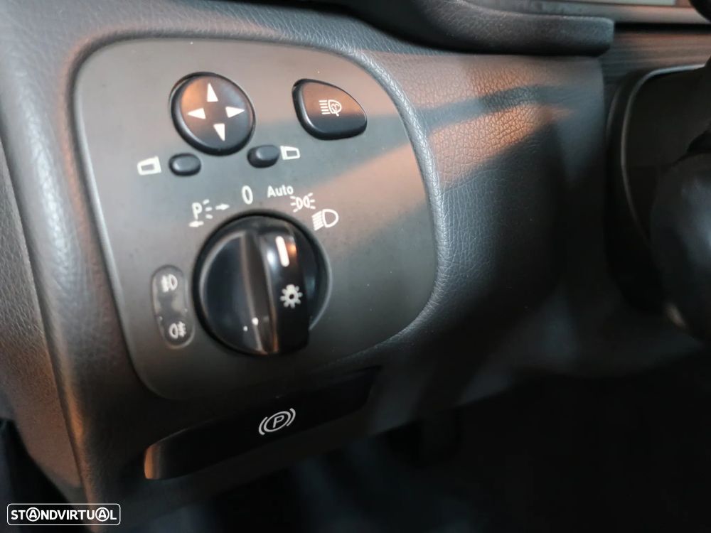 Mercedes-Benz C 220 CDi Avantgarde - 13