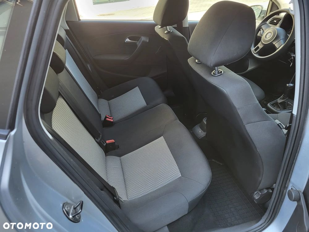 Volkswagen Polo 1.2 12V Comfortline - 17