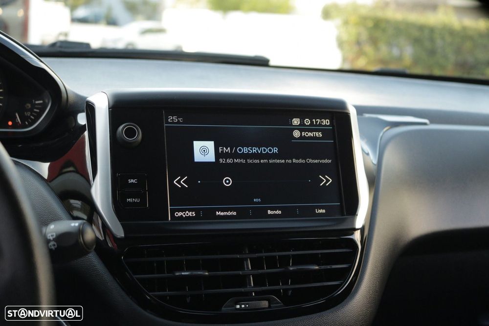 Peugeot 208 Van 1.6 BlueHDI Pack GPS 100cv - 37