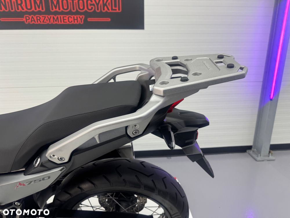 Honda XL - 12