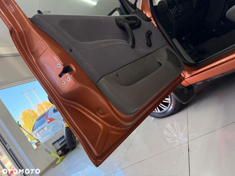 Opel Corsa - 24