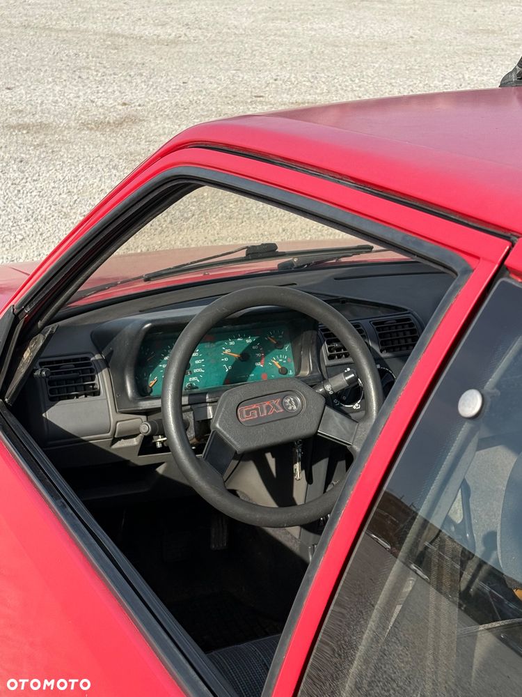 Peugeot 205 1.4 XR - 11