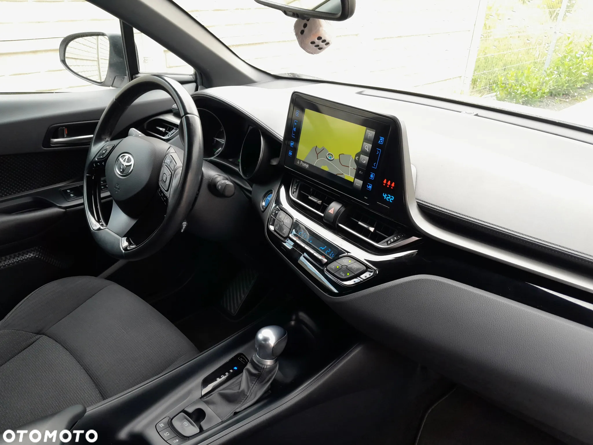 Toyota C-HR - 10