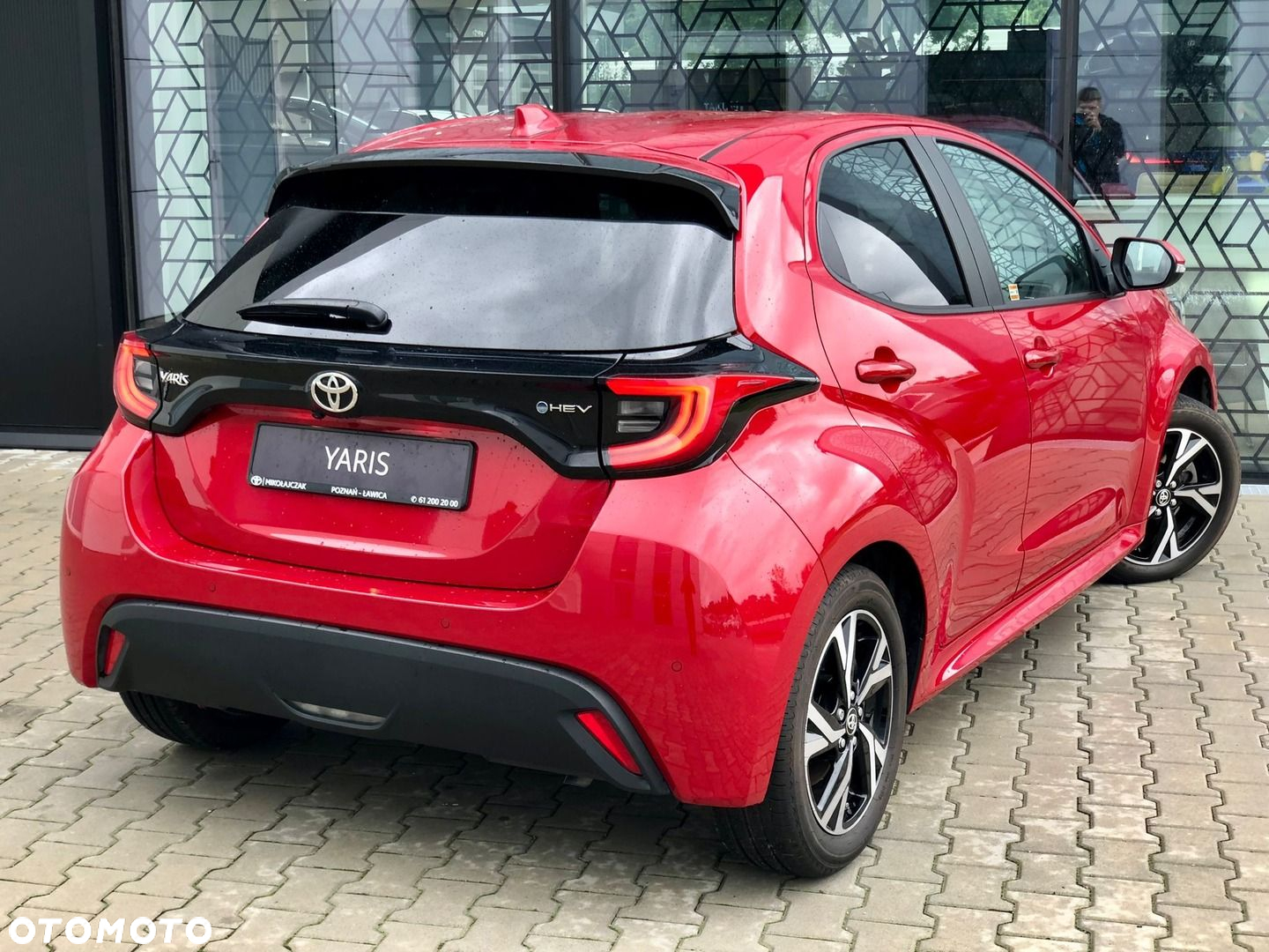 Toyota Yaris - 12