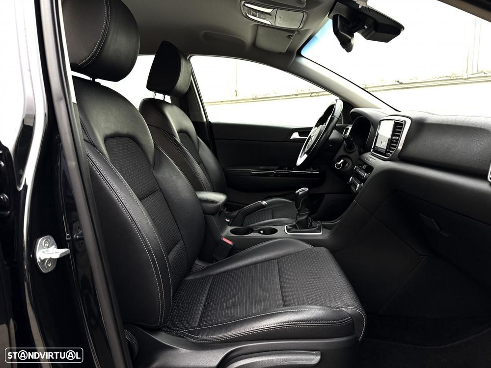 Kia Sportage 1.6 CRDI ISG MHEV Drive - 13