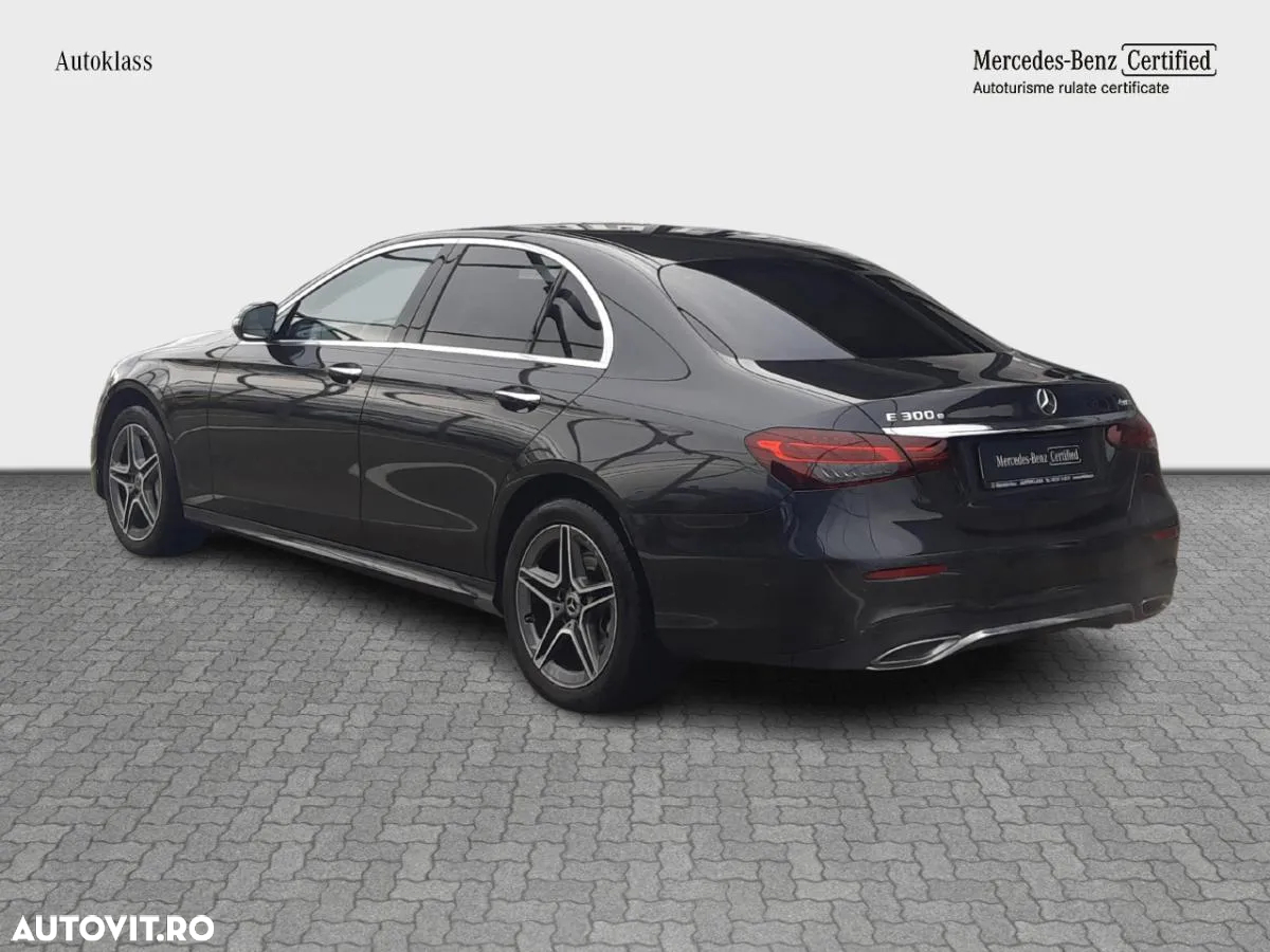 Mercedes-Benz E - 5