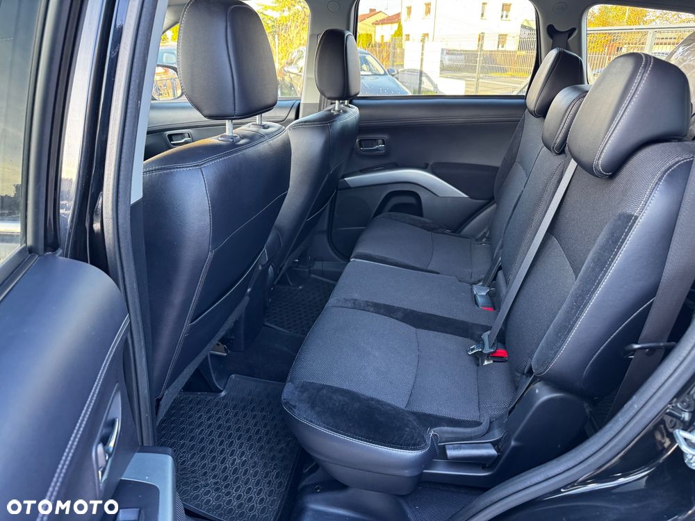 Mitsubishi Outlander 2.0 2WD Invite - 23