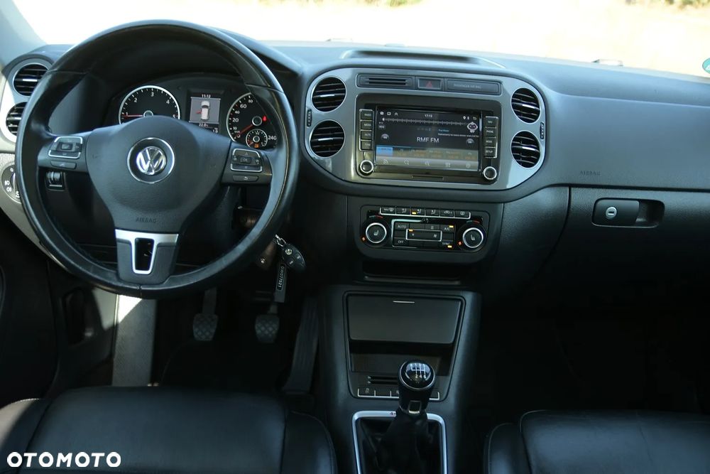 Volkswagen Tiguan - 23