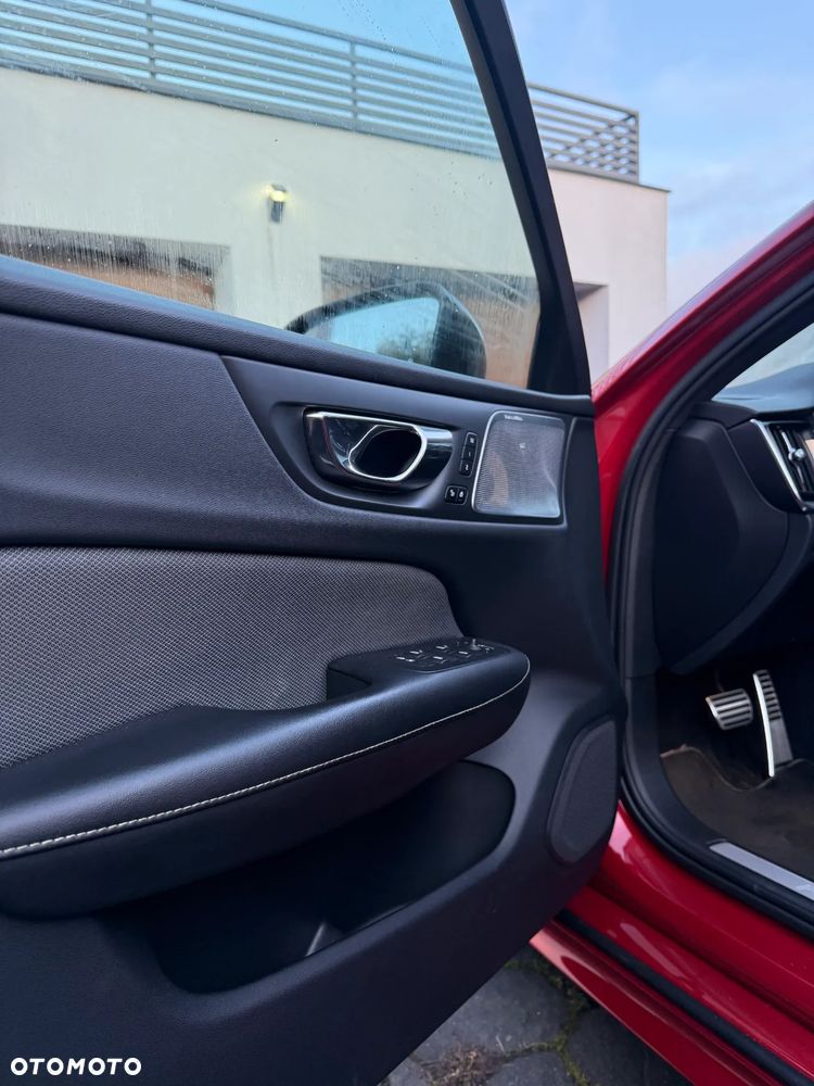 Volvo S60 T6 AWD Geartronic RDesign - 30