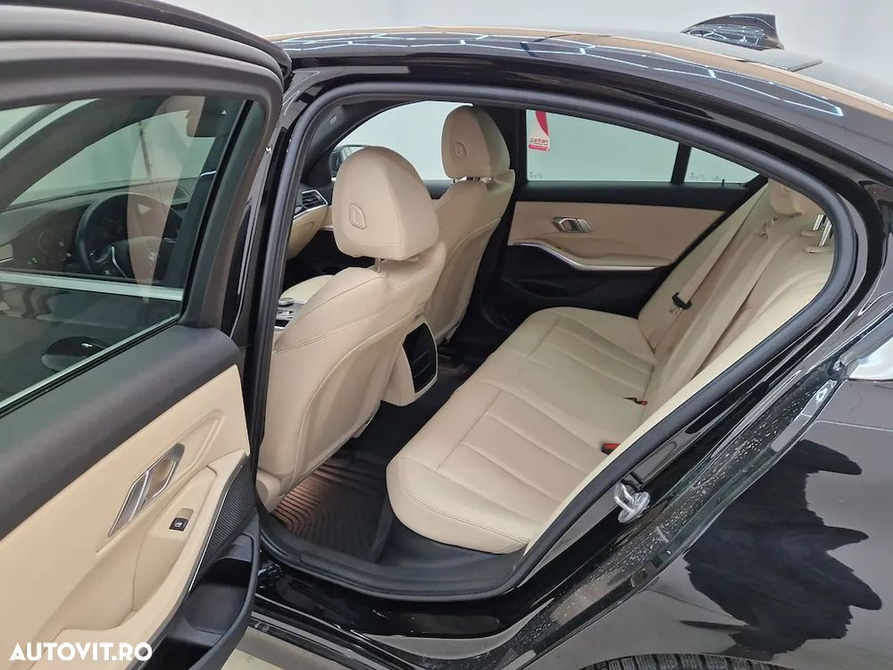 BMW Seria 3 320d xDrive AT MHEV - 11