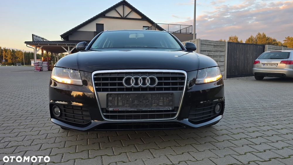 Audi A4 - 8