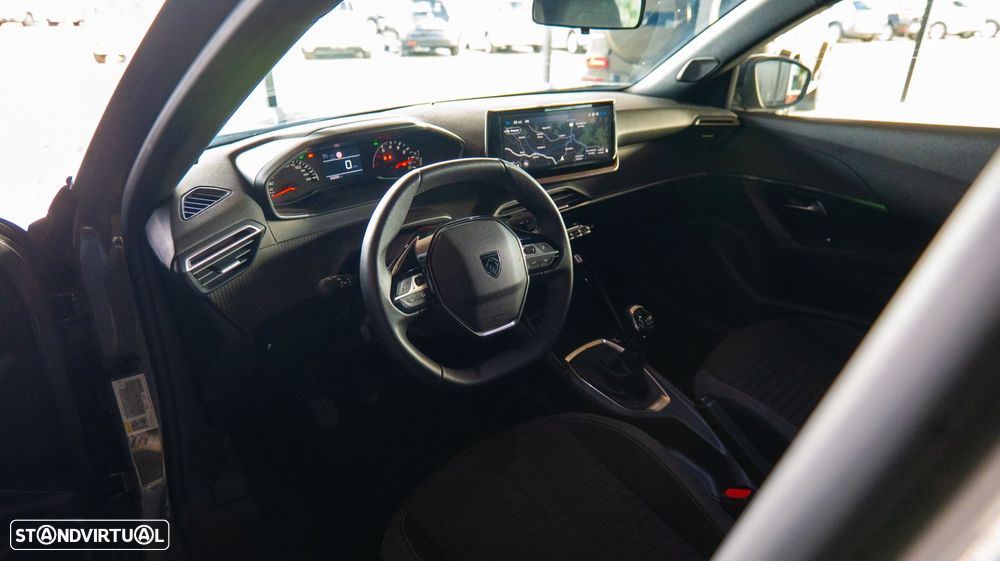 Peugeot 2008 1.2 PureTech Active Pack - 10