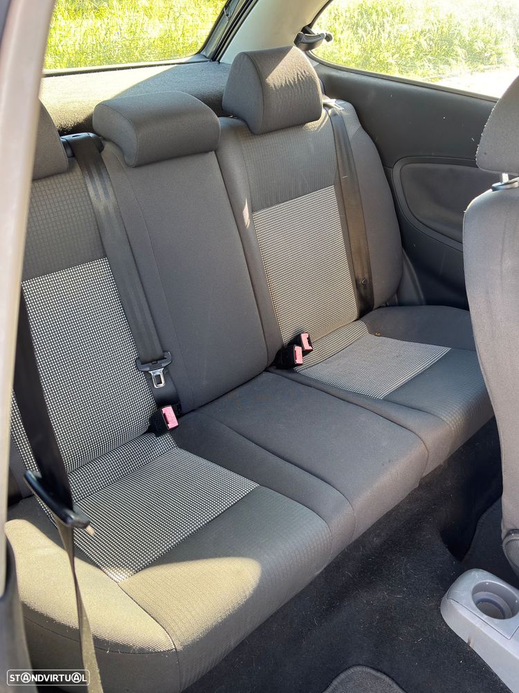 SEAT Ibiza 1.2 12V Reference - 19