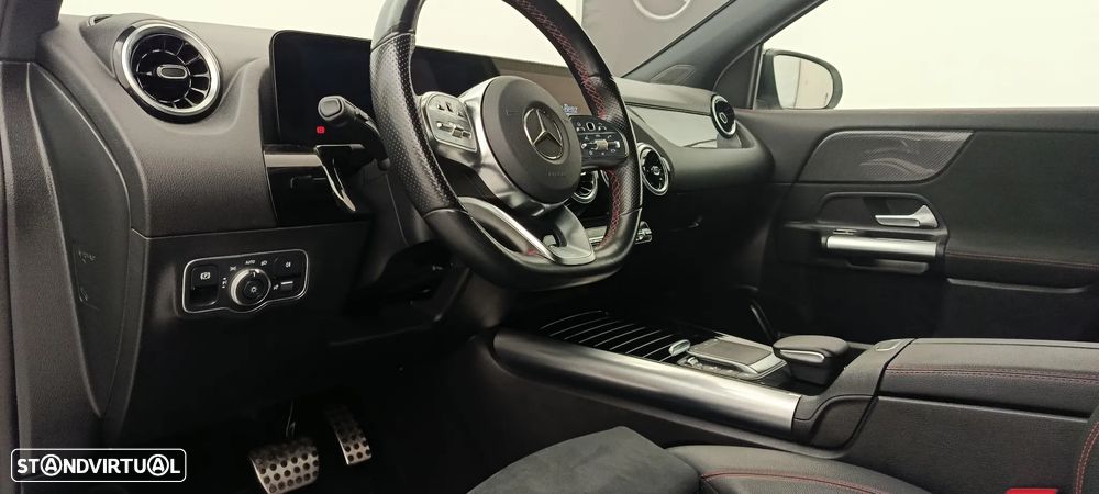 Mercedes-Benz GLA 180 d AMG Line - 21