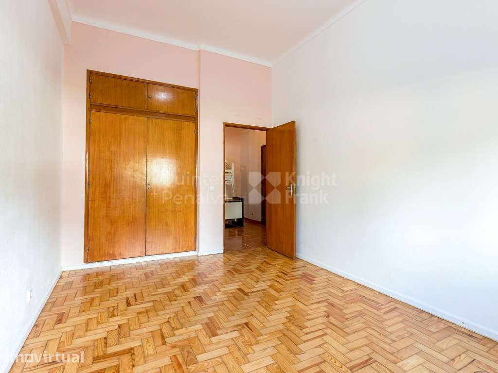 Apartamento T0 para arrendamento sem móveis nas torres do Restelo - Grande imagem: 4/23