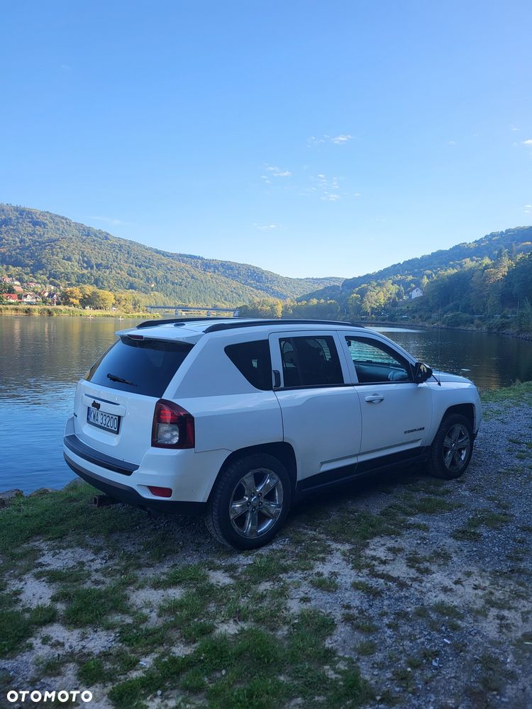 Jeep Compass 2015 photo 2