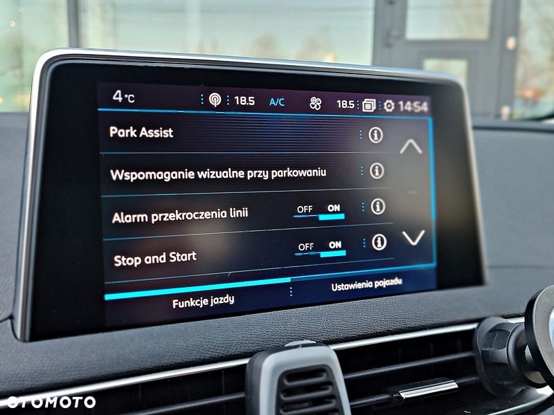 Peugeot 3008 1.6 PureTech GPF Allure S&S EAT8 - 20
