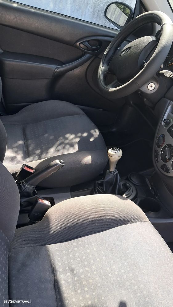 Ford Focus - 4